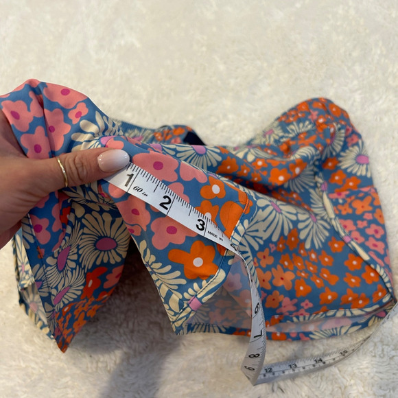 Nani Women's Active Shorts Sz Small Multicolor Adjustable Belt 3" Stretch Swim - Picture 5 of 6